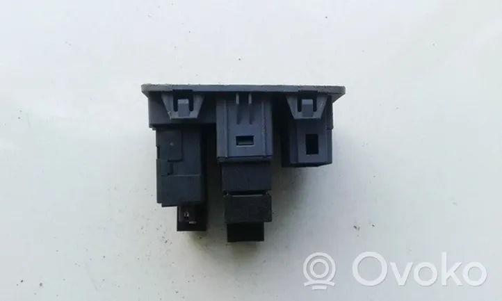Renault Clio II Headlight level height control switch 