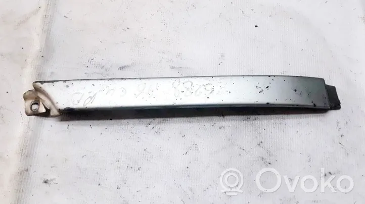 Audi A6 S6 C4 4A Rivestimento sotto il faro/fanale 4a0853208