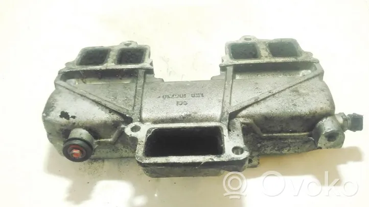 Land Rover Freelander Collecteur d'admission LKB106730