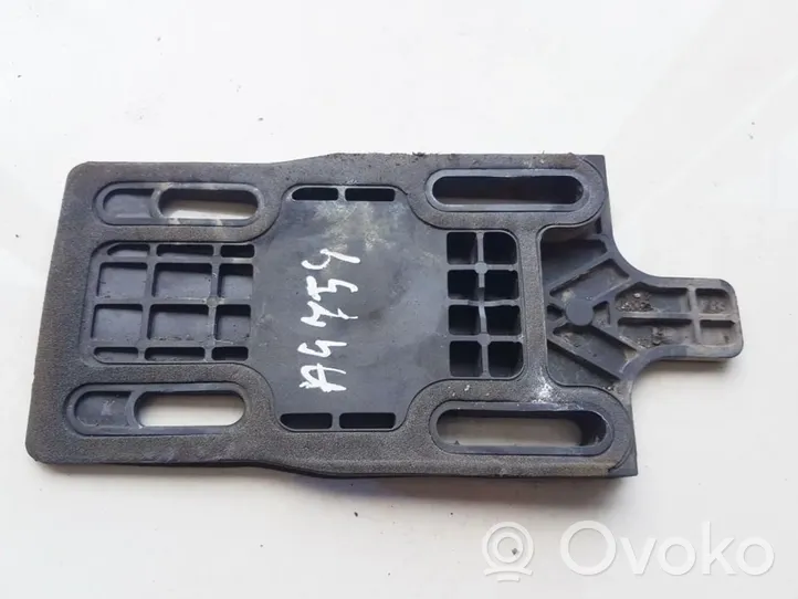 Mercedes-Benz S W220 Rear bumper mounting bracket 2206101026