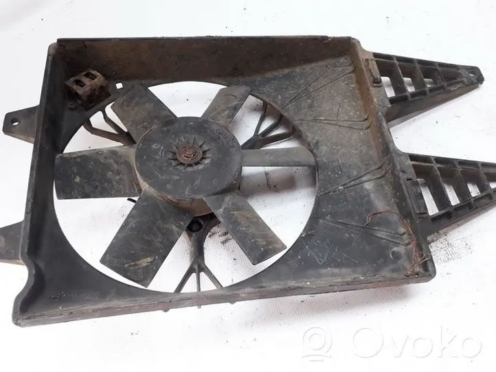 Fiat Uno Radiator cooling fan shroud 8240047