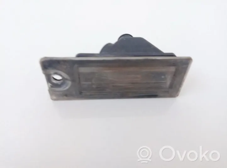 Volvo S70  V70  V70 XC Number plate light E17417