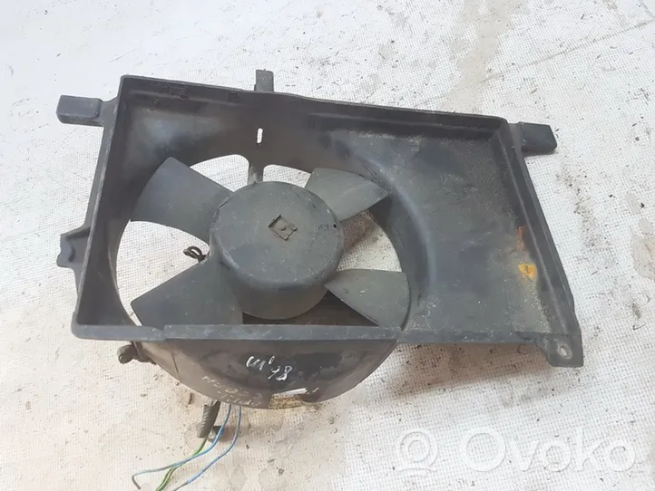 Opel Corsa A Aro de refuerzo del ventilador del radiador 90220010