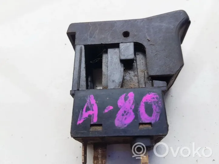 Audi 80 90 B3 Przycisk / Przełącznik ogrzewania szyby przedniej / czołowej 853941503