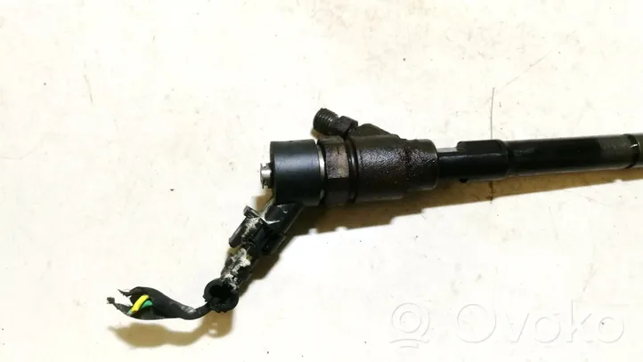 Hyundai Tucson JM Injecteur de carburant 0445110258