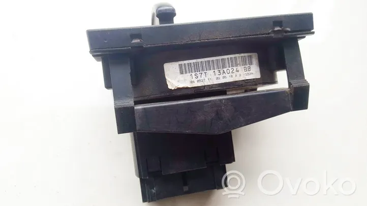 Ford Mondeo Mk III Light switch 1S7T13A024BB