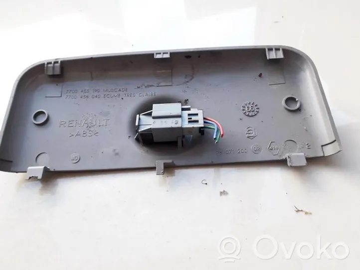 Renault Megane I Sensor 98071200