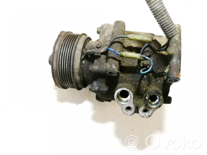 Chrysler Voyager Ilmastointilaitteen kompressorin pumppu (A/C) 4677341b