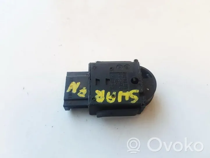 Volkswagen Sharan Headlight level height control switch 7M2941333AA