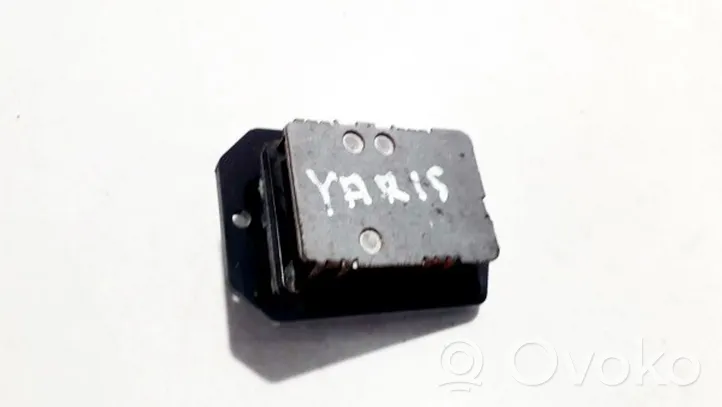 Toyota Yaris Pečiuko ventiliatoriaus reostatas (reustatas) 