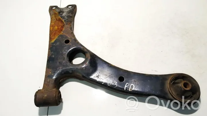 Toyota Corolla E120 E130 Fourchette, bras de suspension inférieur avant 