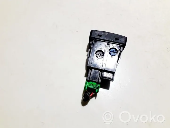 Honda CR-V Headlight level height control switch m31062