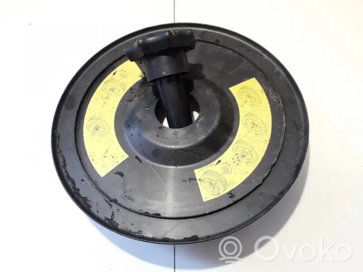 Audi A3 S3 8L Boulon de roue de secours 8d9012116