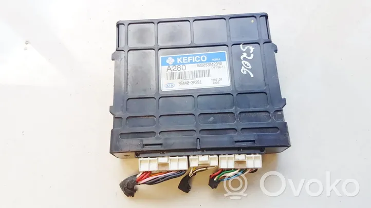 KIA Carnival Module de contrôle de boîte de vitesses ECU 954403a281