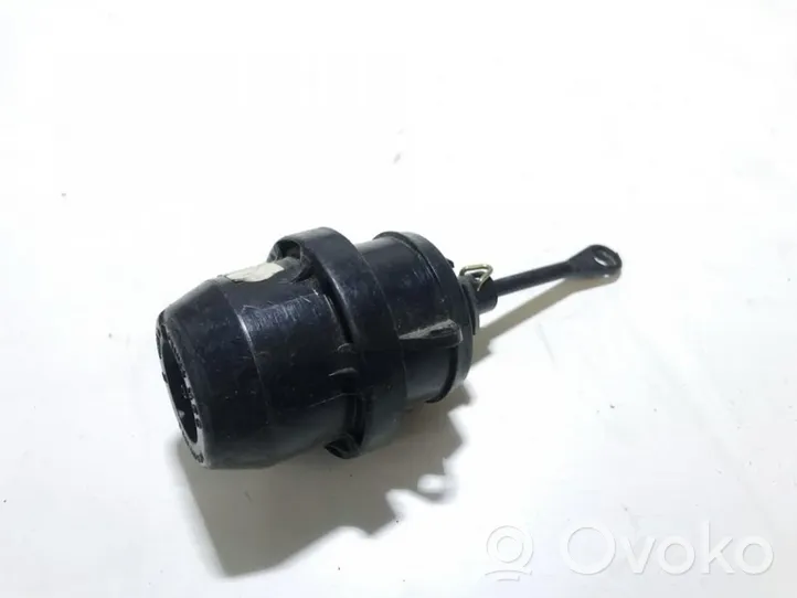 Audi A4 S4 B5 8D Soupape aw23835698