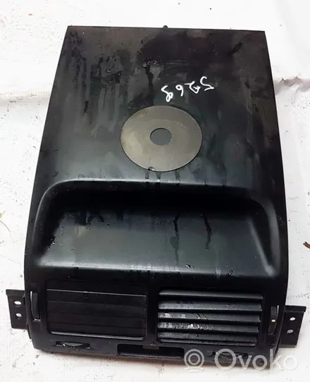 Suzuki Grand Vitara II Griglia di ventilazione centrale cruscotto 7382165J0