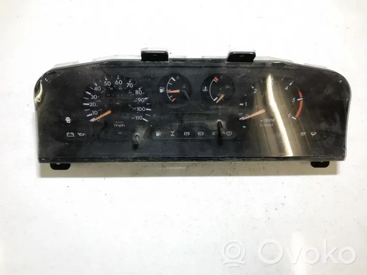 Nissan Terrano Compteur de vitesse tableau de bord 248100f410