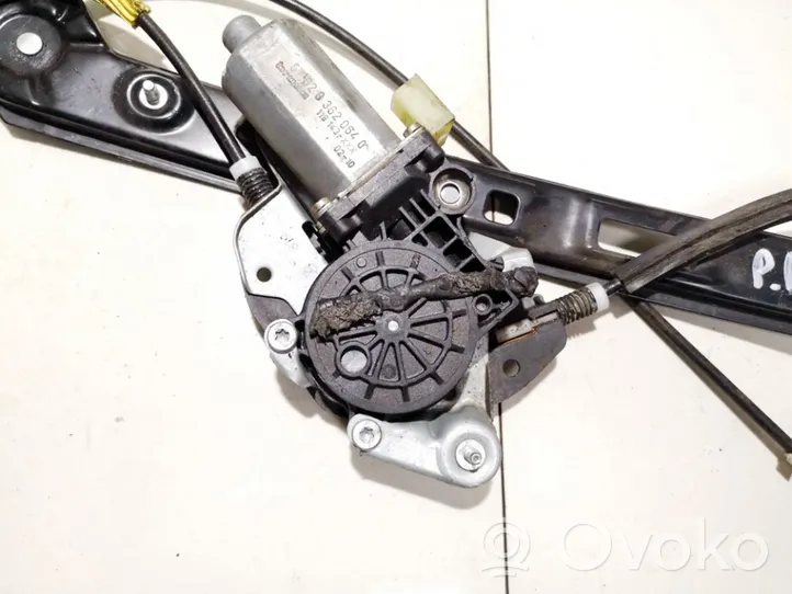 BMW 3 E46 Front door window regulator motor 676283620640