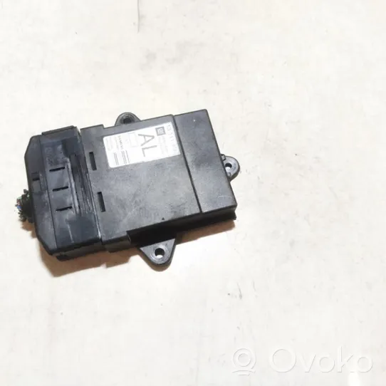 Opel Vectra C Unité de commande module de porte 13111456