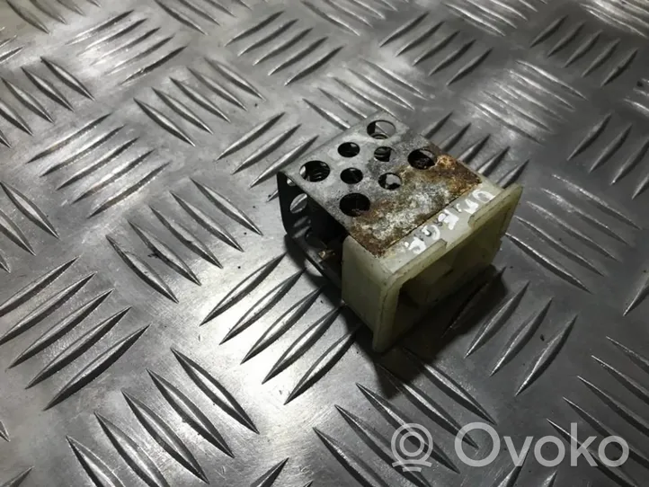 Opel Omega B1 Heater blower motor/fan resistor 1905871