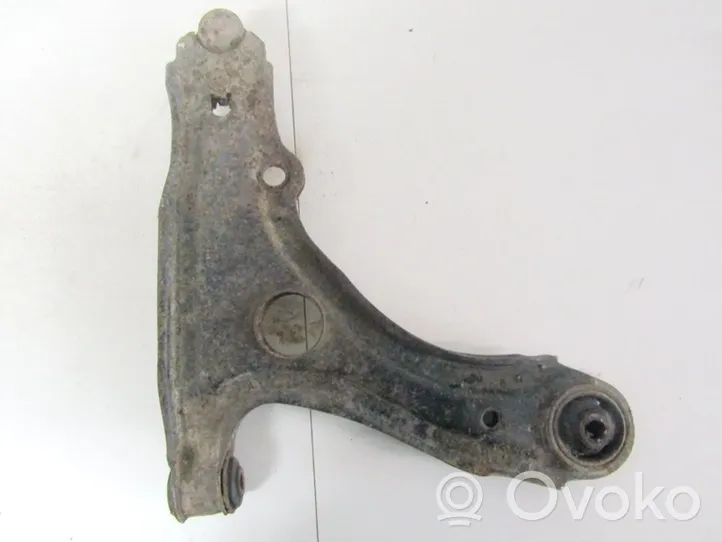 Volkswagen Golf III Fourchette, bras de suspension inférieur avant 00588