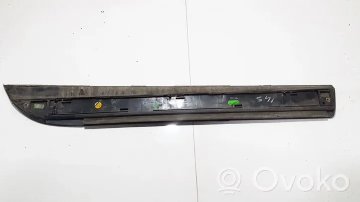 Audi A6 S6 C6 4F Moulure de porte arrière 4F0853969E