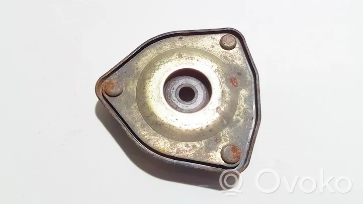 Nissan Sunny Supporto di montaggio della molla elicoidale 5432050y12