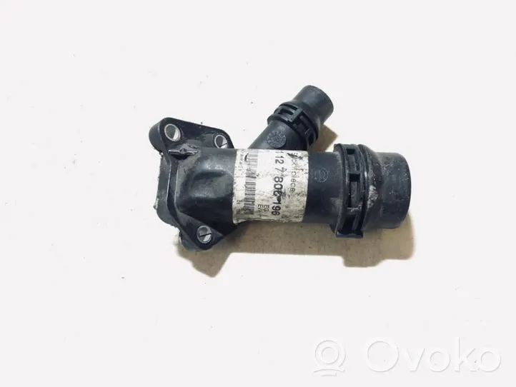 BMW 5 E39 Tuyau de liquide de refroidissement moteur 11127806196