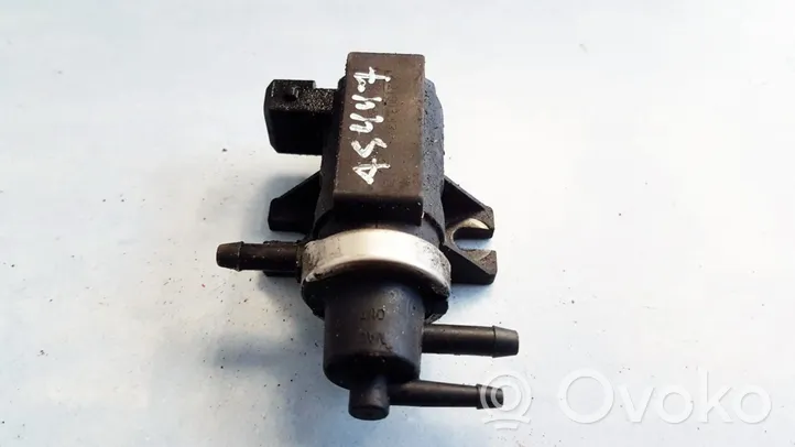 Volvo S40, V40 Turboahtimen magneettiventtiili 30618057