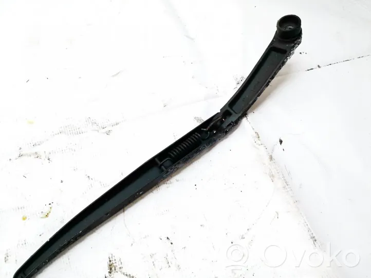 Hyundai i10 Front wiper blade arm 