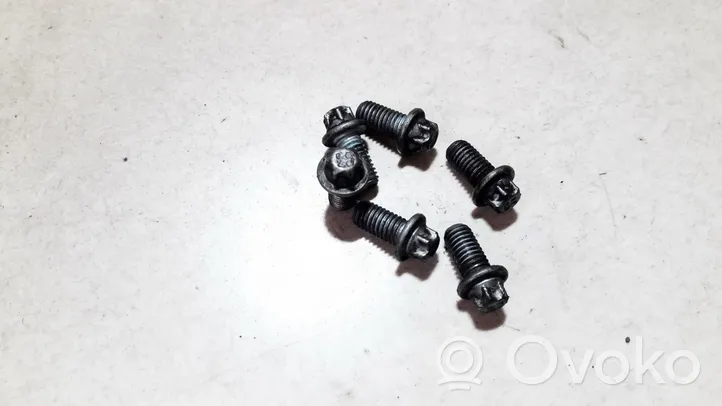 Mercedes-Benz C W203 Nuts/bolts 