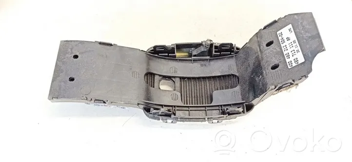 Audi A6 S6 C5 4B Pavarų perjungimo svirties apdaila (plastikinė) 4b071311