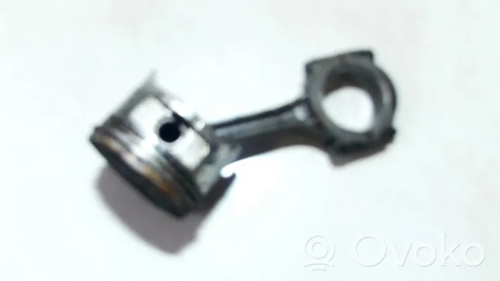 Daihatsu Feroza Piston avec bielle 