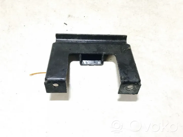 Audi TT Mk1 Soporte de montaje del radiador 8n0805212