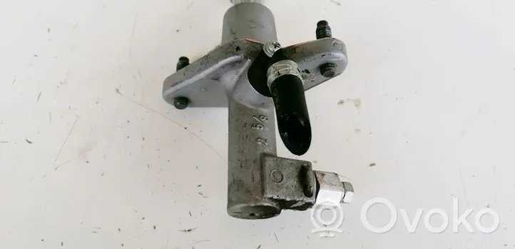 Honda CR-V Clutch master cylinder 