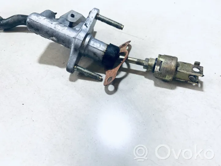 Toyota Corolla E120 E130 Główny cylinder sprzęgła 