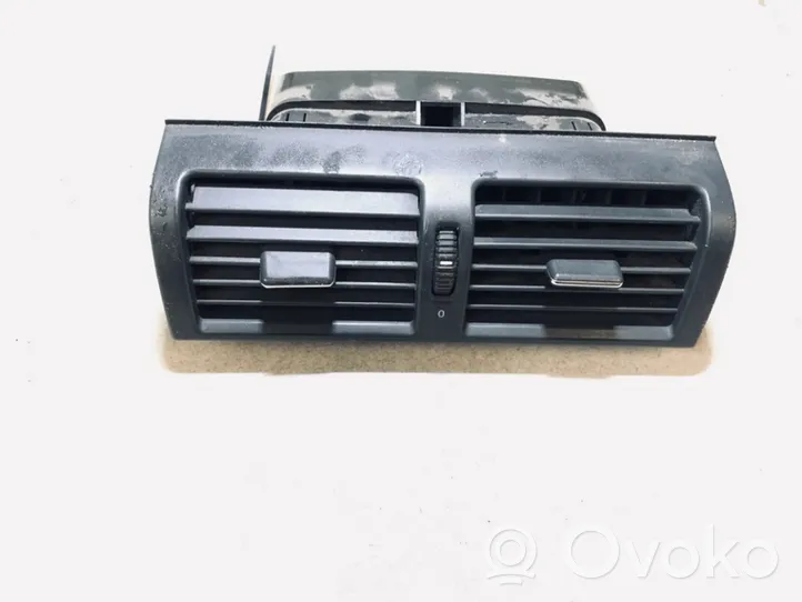 Mercedes-Benz E W210 Griglia di ventilazione centrale cruscotto 2108300054