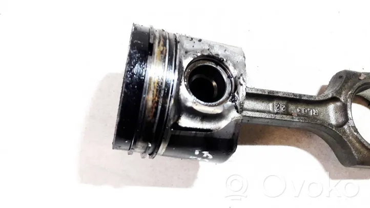 Honda Accord Piston avec bielle rl0