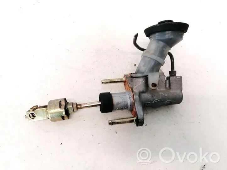 Toyota Corolla E110 Główny cylinder sprzęgła 