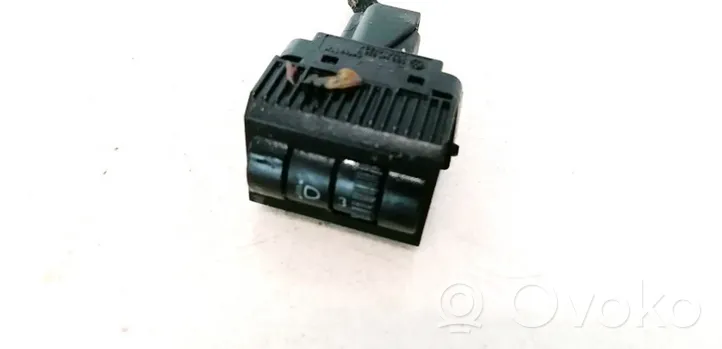 Volkswagen Polo Headlight level height control switch 6Q0941333B