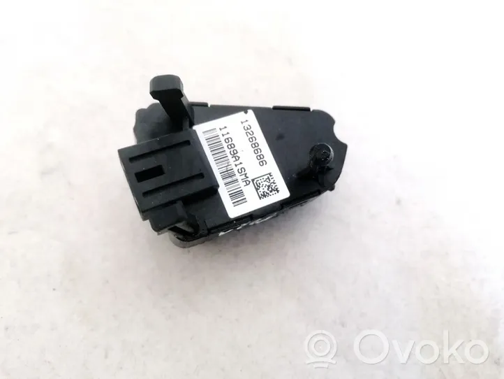 Opel Insignia A Steering wheel buttons/switches 13268686