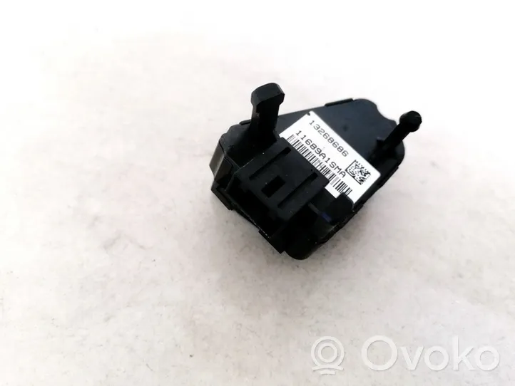 Opel Insignia A Steering wheel buttons/switches 13268686