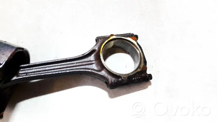 Volkswagen Bora Piston with connecting rod 06ba