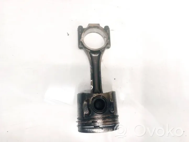 Volkswagen Caddy Piston with connecting rod 