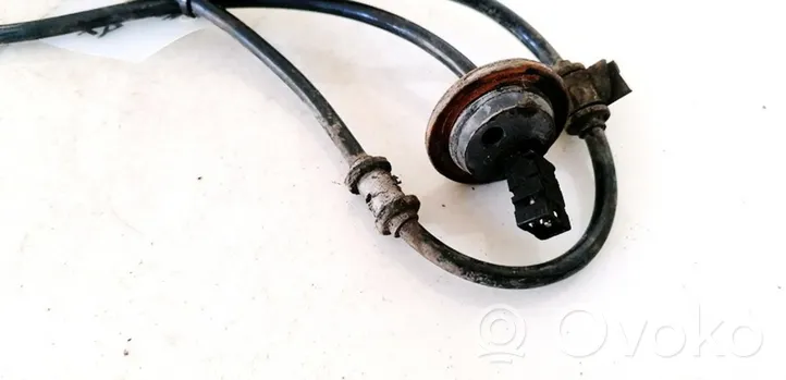 Mercedes-Benz E W210 Sensor de freno del ABS trasero 0265006177