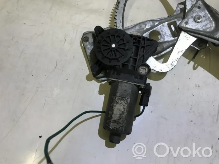 Mercedes-Benz E W210 Moteur de lève-vitre de porte avant 0130821670