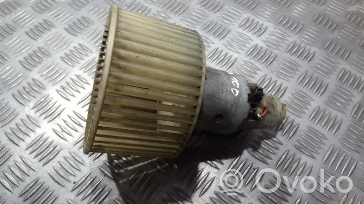 Audi 100 200 5000 C3 Ventola riscaldamento/ventilatore abitacolo 0130111112