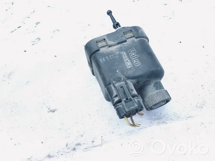 Opel Corsa B Headlight level adjustment motor 