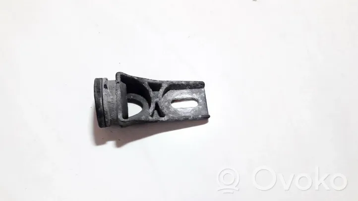 Opel Meriva A Staffa di montaggio del radiatore 13184983