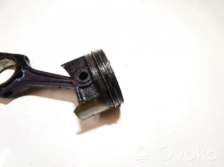 Opel Astra F Piston with connecting rod 